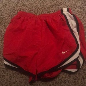 XS RED NIKE TEMPO SHORTS